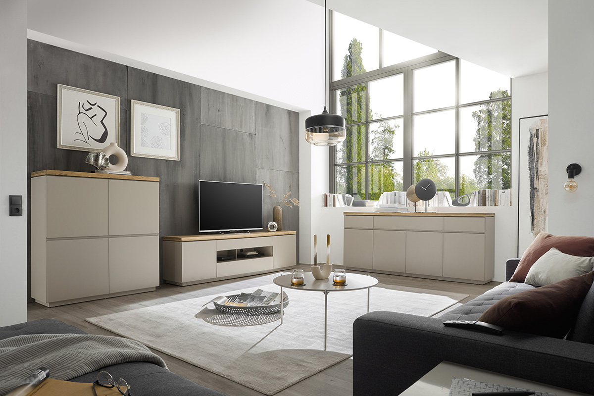 komoda_z_szufladami_i_drzwiami_Cavo_200_cm_bezowoszara_drewno_akacjowe