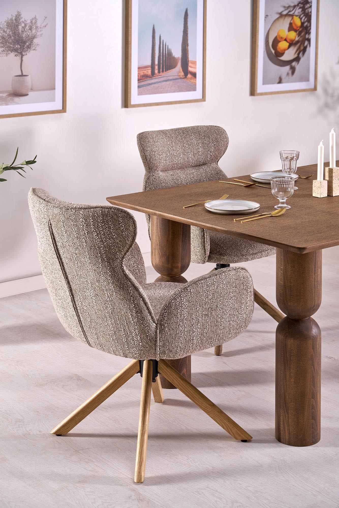 krzesła tapicerowane K585