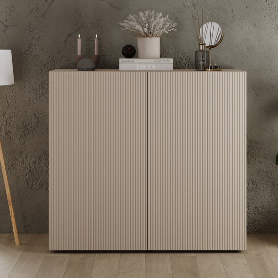 Komoda wysoka z drzwiami kaszmir mat 121 cm Corda