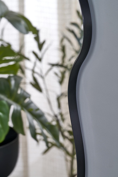 Lustro w ramie czarnej 56 x 90 cm Essent