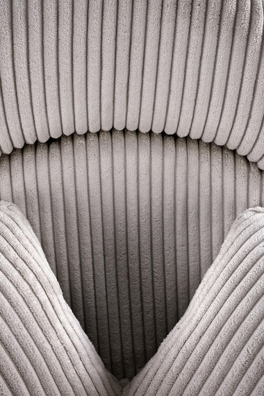 Fotel wypoczynkowy tapicerowany cappuccino Merry 2