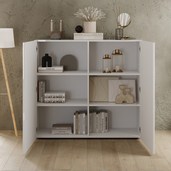 Komoda wysoka z drzwiami biała połysk 121 cm Corda