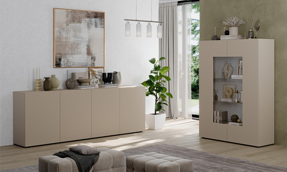 Witryna dwudrzwiowa kaszmir mat 121 x 166 cm Corda