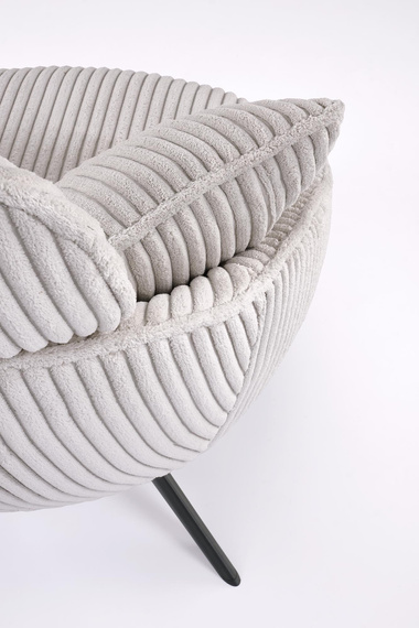 Fotel wypoczynkowy tapicerowany cappuccino Merry 2