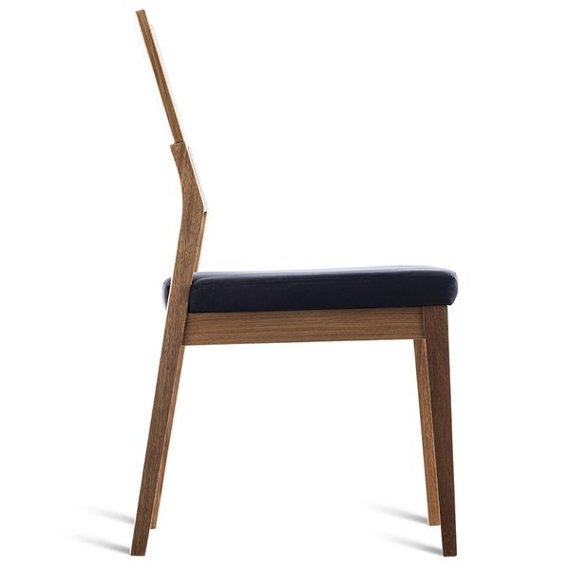 Krzesło Snug lite drewno dębowe, siedzisko tapicerowane 
